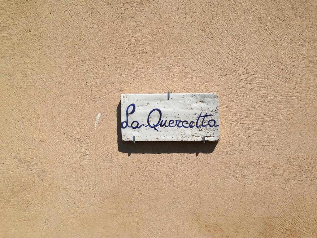 ホテル La Quercetta フォリーニョ エクステリア 写真